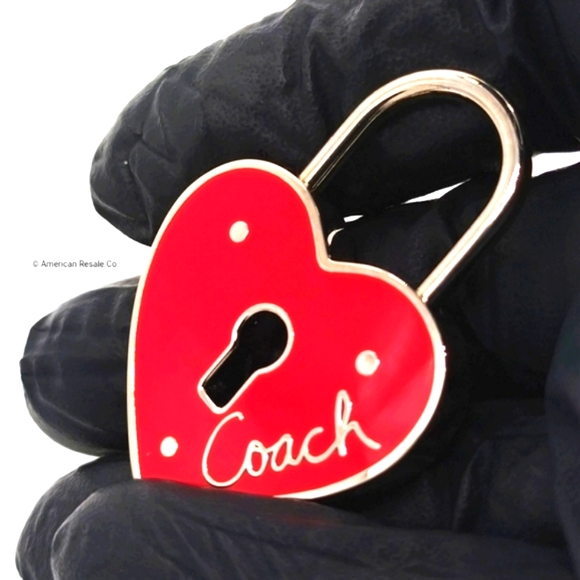 Vintage COACH Red Enamel Heart Lock Love Keychain Purse Fob charm. - Picture 5 of 8
